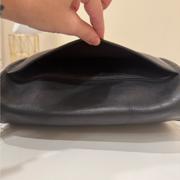 90s Vintage Coach City Bag Crossbody – Black Leather (Style 0064 203) - Picture 9 of 16